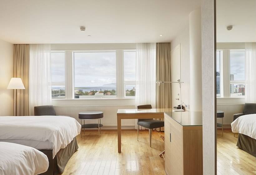 اتاق استاندارد با چشمانداز کوهستان, Hilton Reykjavik Nordica