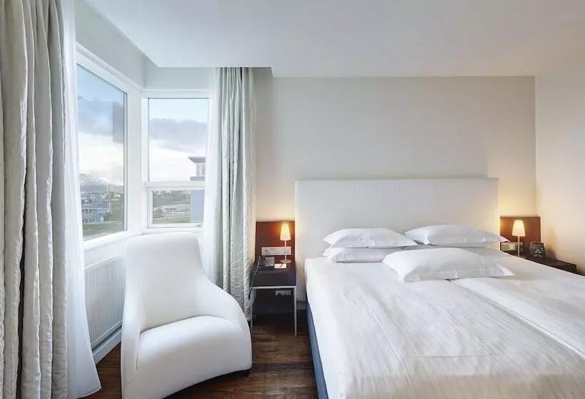 سوئیت با تخت بزرگ, Hilton Reykjavik Nordica