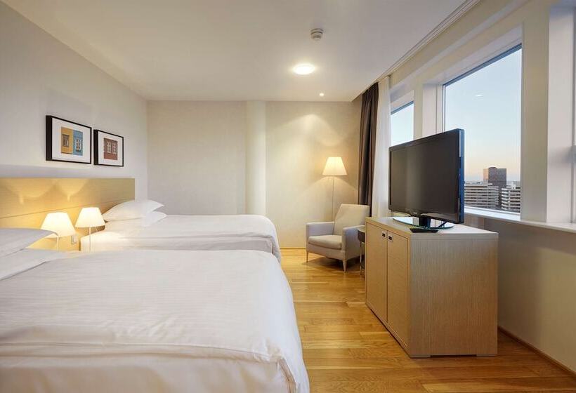 اتاق اجرایی, Hilton Reykjavik Nordica