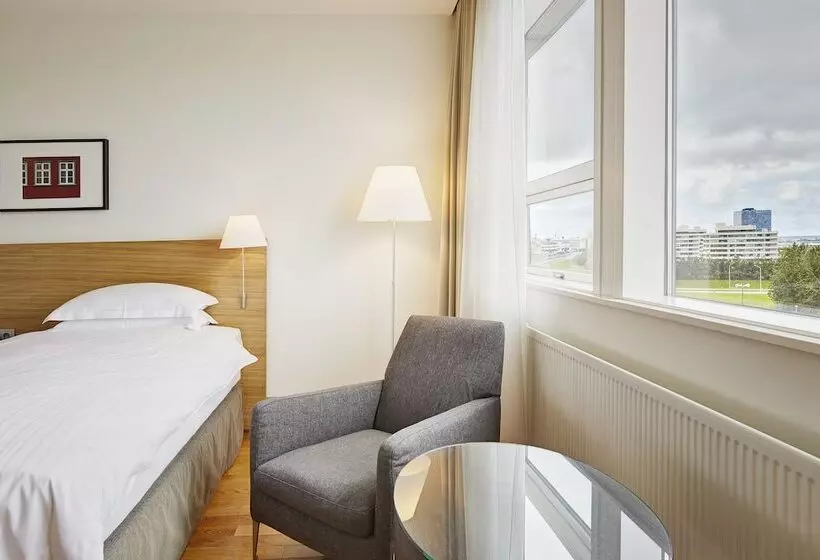 اتاق اجرایی, Hilton Reykjavik Nordica
