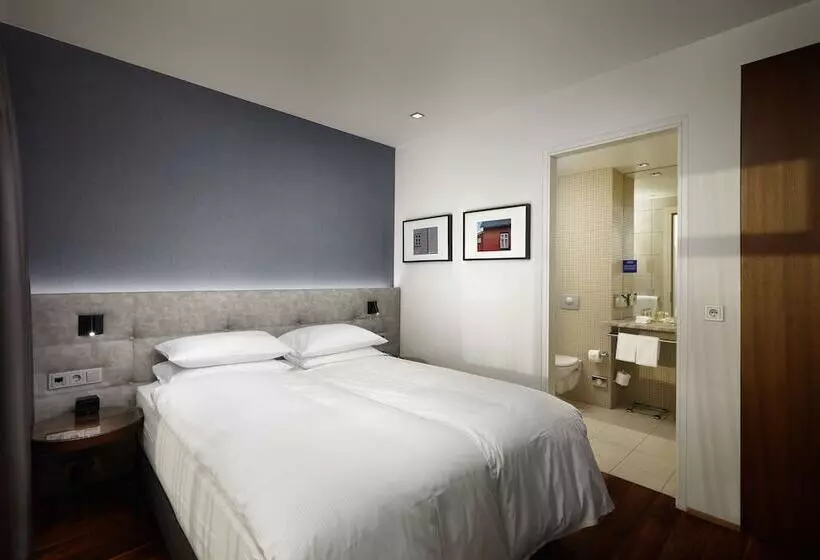 اتاق اجرایی, Hilton Reykjavik Nordica