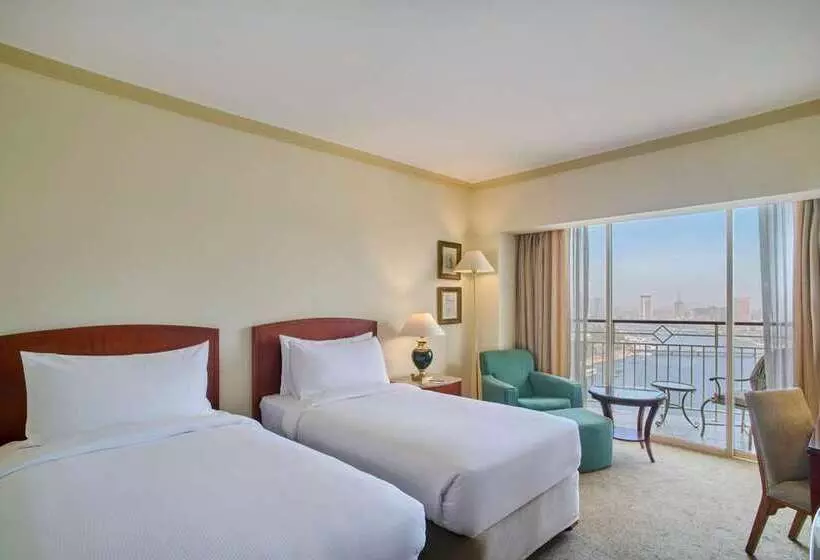اتاق استاندارد با چشم‌انداز, Hilton Reykjavik Nordica
