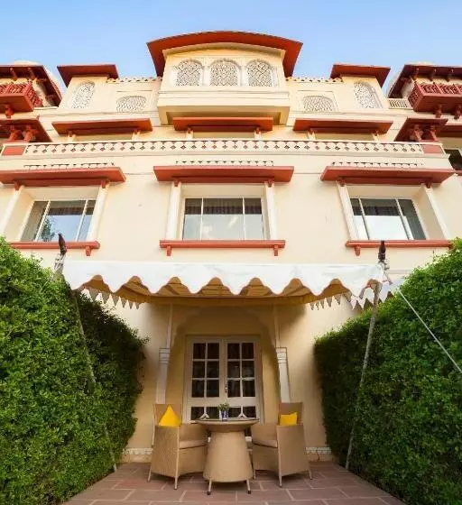 اتاق لوکس با چشم‌انداز باغ, Jai Mahal Palace