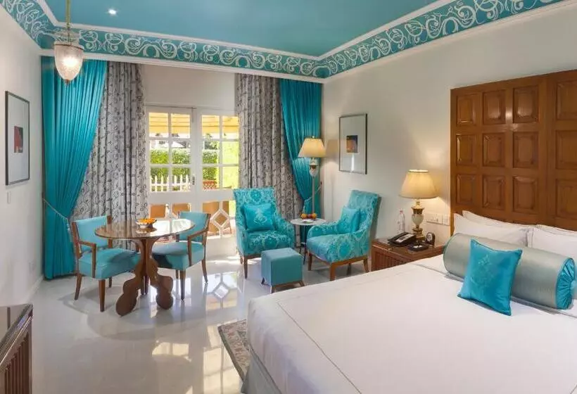 اتاق لوکس با چشم‌انداز باغ, Jai Mahal Palace