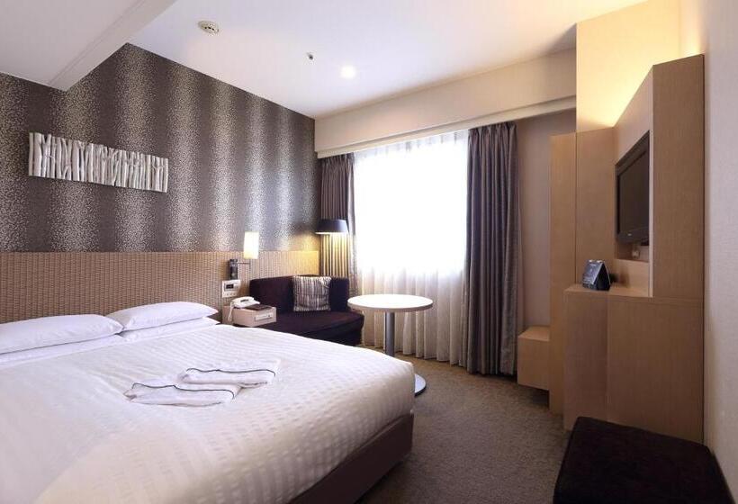 이코노미 룸, Nishitetsu Grand