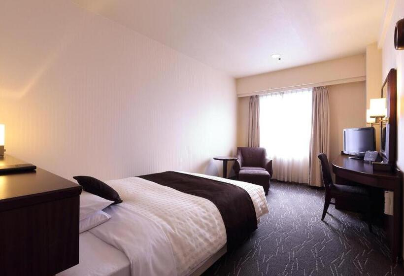 베이직 룸 더블 침대, Nishitetsu Grand