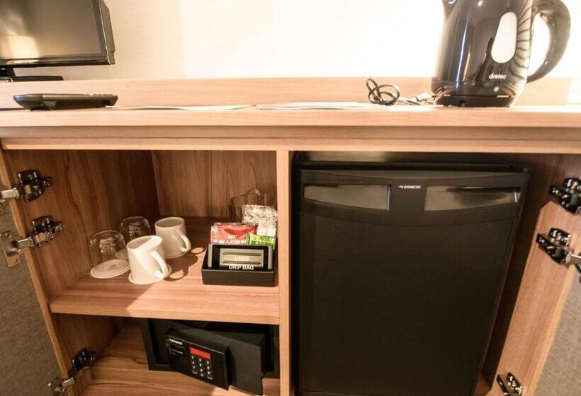 غرفة قياسية ذات إطلالة, Oiso Prince