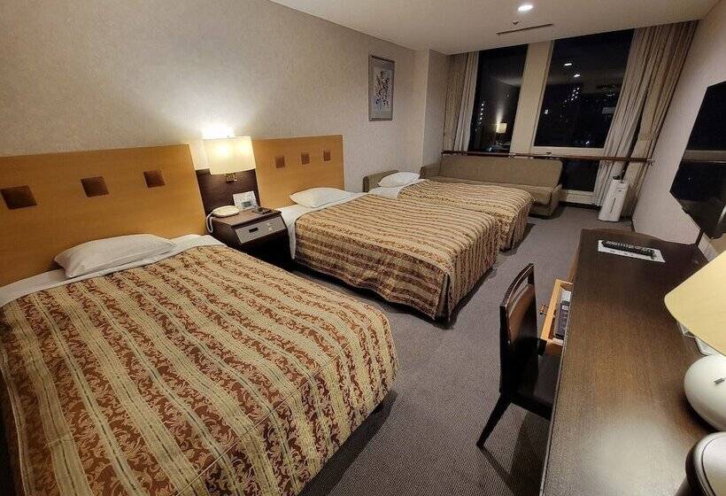 スタンダードトリプルルーム, Osaka Castle