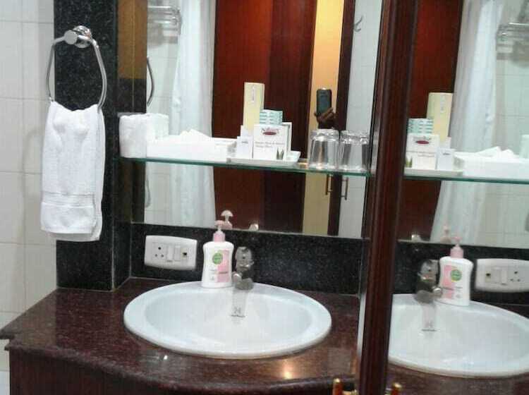 اتاق سوپریور, Ritz Plaza