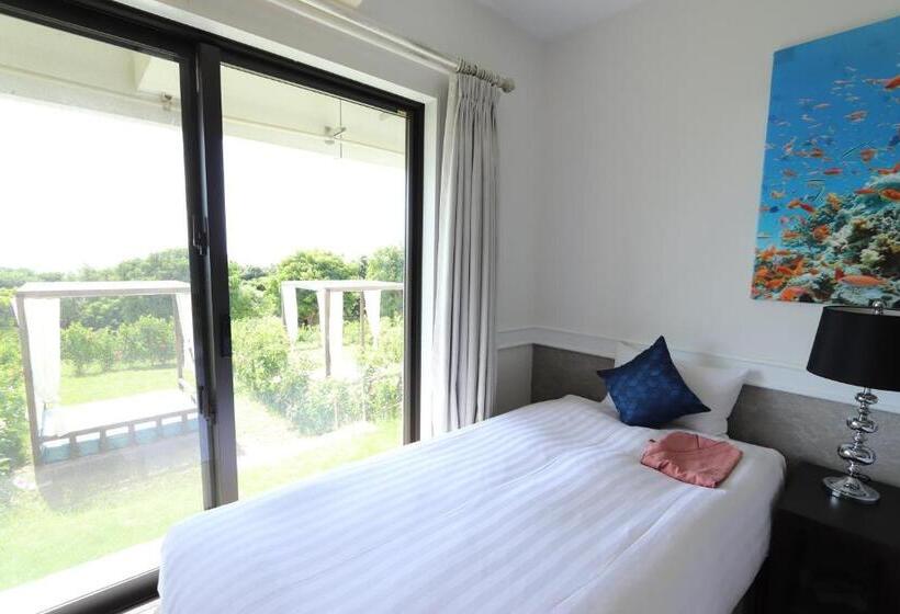 标准间, Royal View Hotel Churaumi