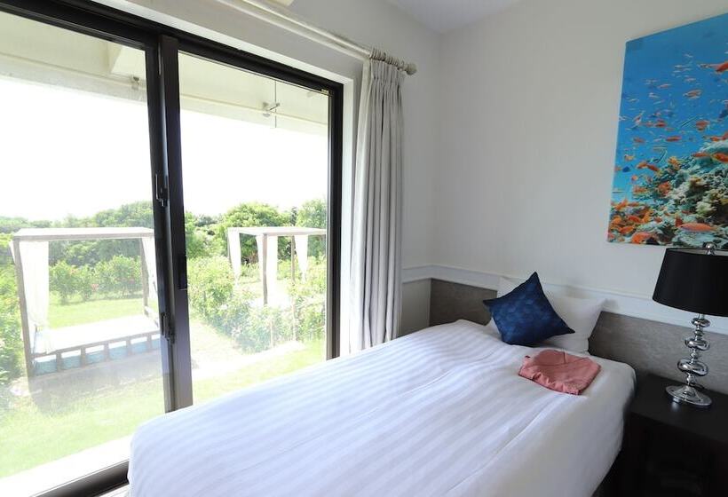 标准间, Royal View Hotel Churaumi