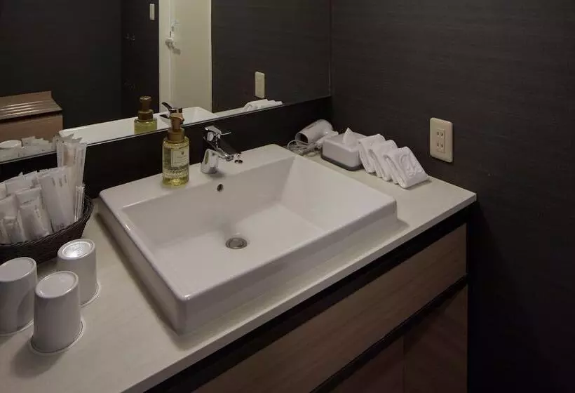Standard Triple Room, Sunshine City Prince Hotel Ikebukuro Tokyo