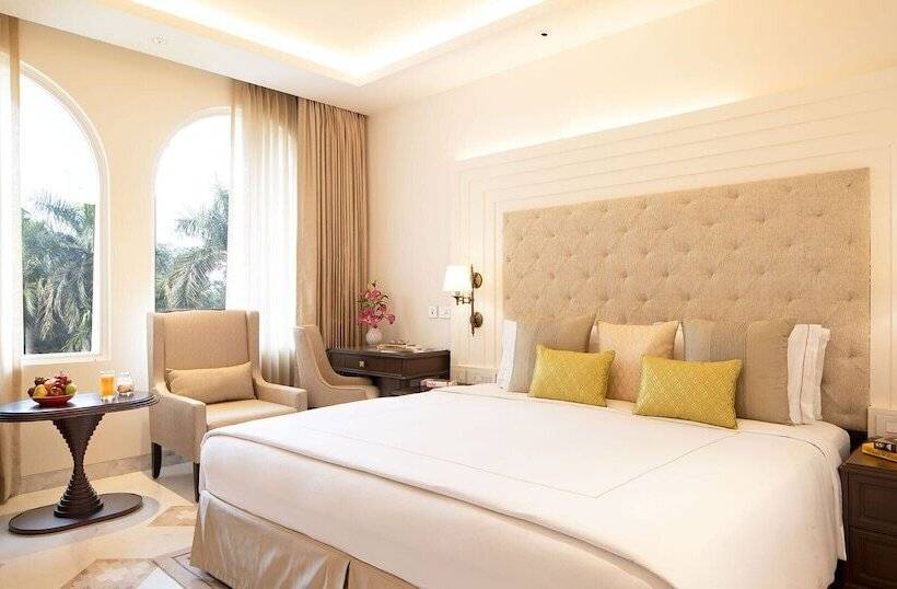 غرفة سوبيريور مطلة على المدينة, Taj Ganges, Varanasi