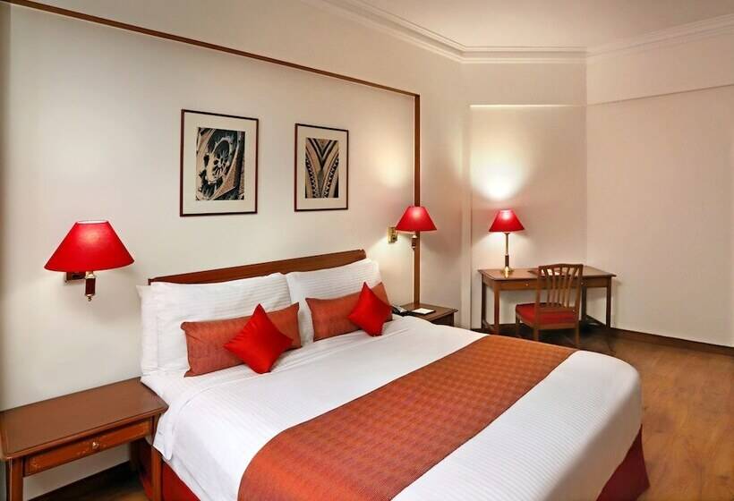 Deluxe Rum, The Ambassador Marine Drive Mumbai