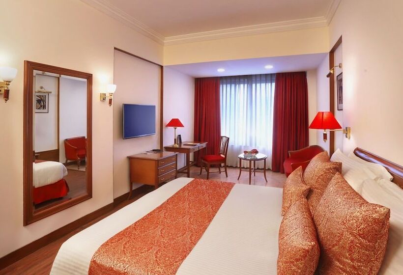 Executive Rum, The Ambassador Marine Drive Mumbai