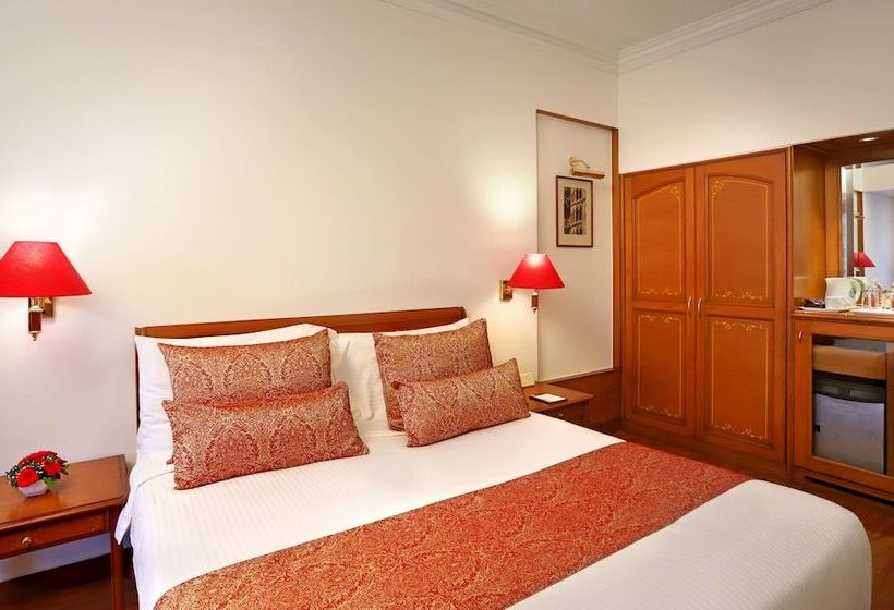 Executive Rum, The Ambassador Marine Drive Mumbai