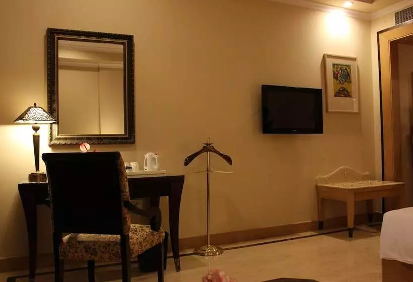 デラックスルーム, The Hans, New Delhi