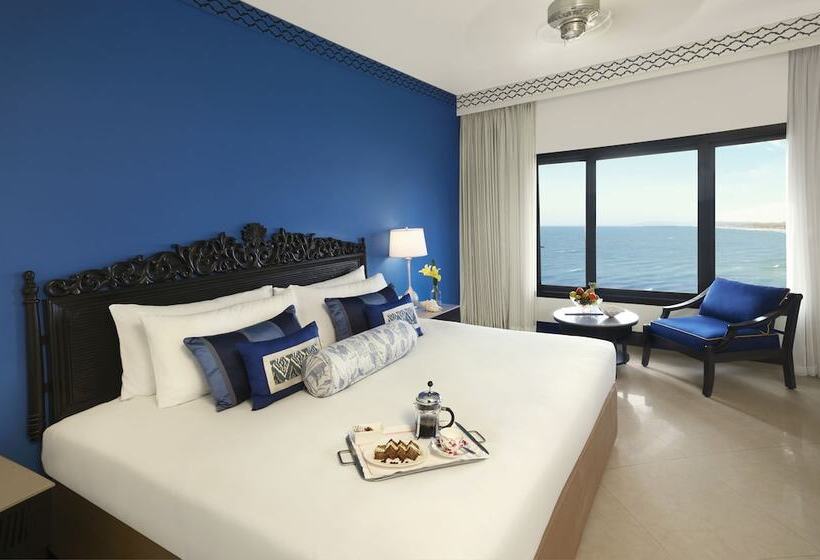 חדר דלוקס נוף לים, Taj Fort Aguada Resort & Spa, Goa