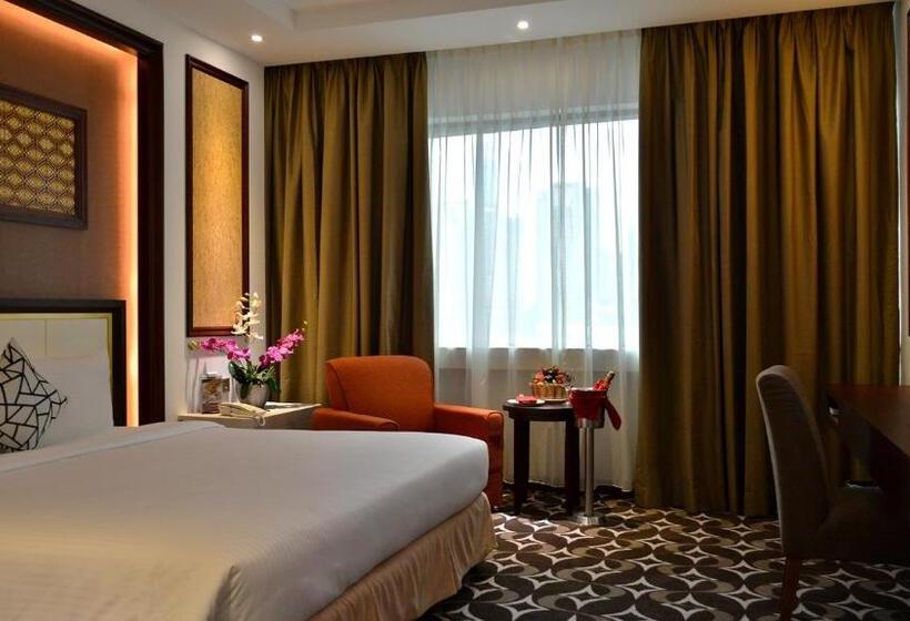 带大床的豪华间, Corus Hotel Kuala Lumpur