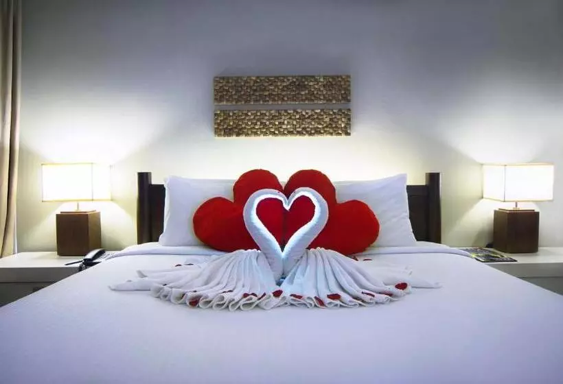کابین, Corus Hotel Kuala Lumpur