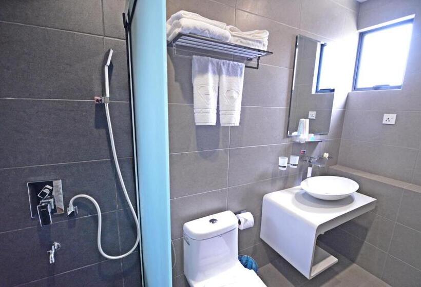 غرفة ديلوكس, Diamond Inn