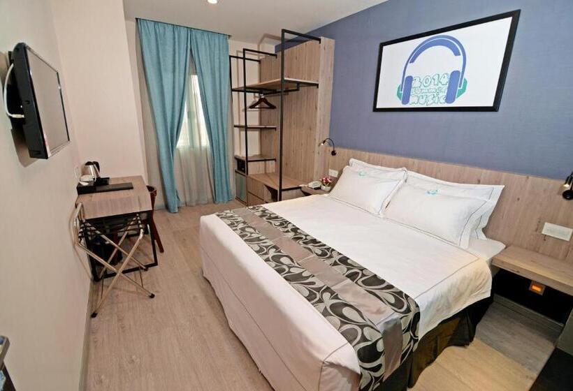 غرفة سوبيريور سرير كينج, Diamond Inn