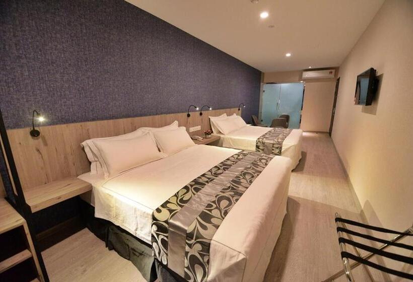 غرفة سوبيريور عائلية, Diamond Inn