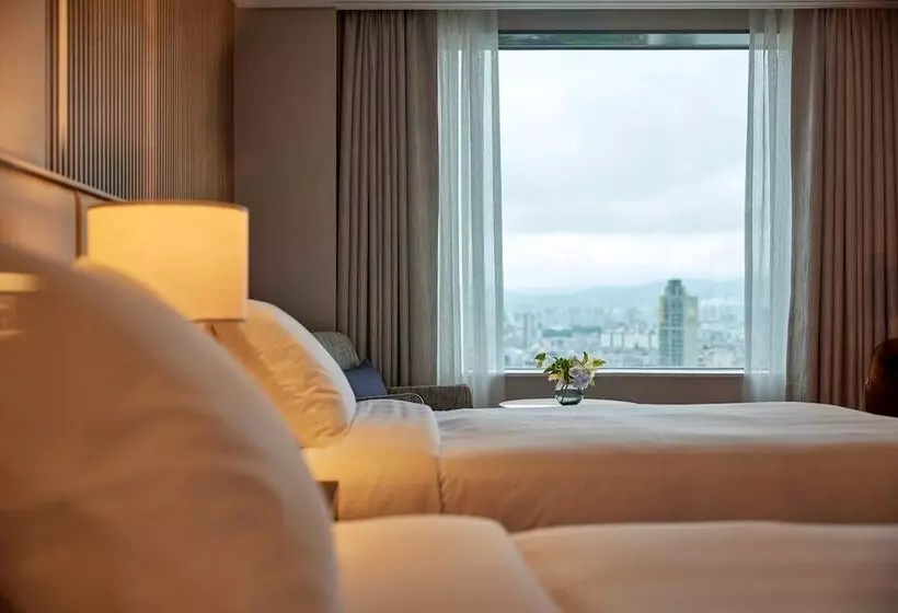 デラックスルーム, Lotte Hotel World