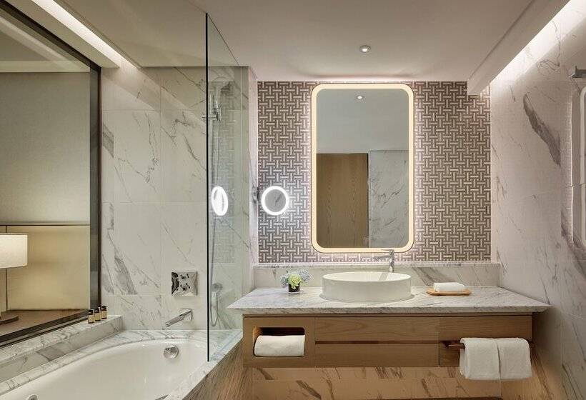 اتاق کلاب, Lotte Hotel World