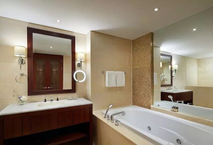 デラックススイート, Lotte Hotel World