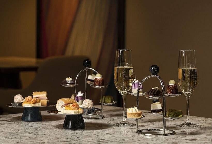 اتاق کلاب, Lotte Hotel World