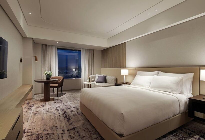 اتاق کلاب, Lotte Hotel World