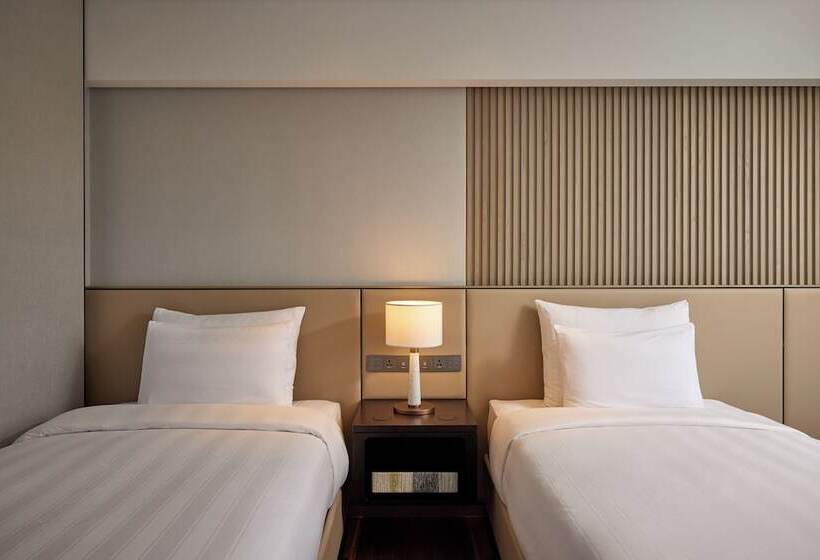 Номер Deluxe, Lotte Hotel World