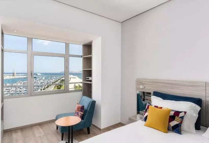 Superior suite with view, Marina Bay City Center