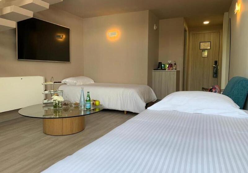 Quarto Familiar, Marina Bay Tanger