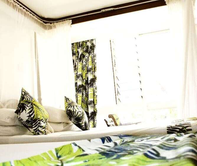 Camera Standard Vista Mare, Reef Hotel Mombasa