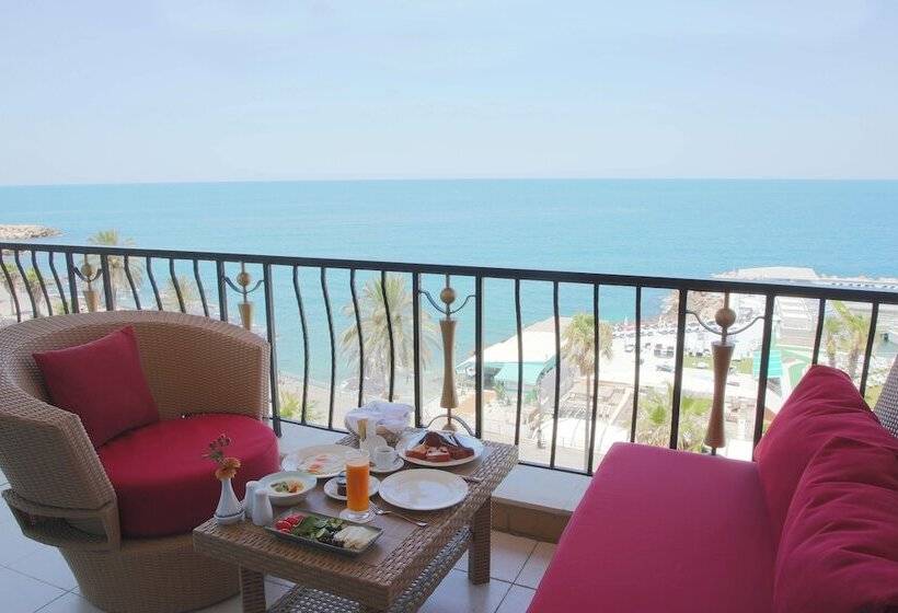 سوئیت با چشمانداز, Riviera Hotel Beirut
