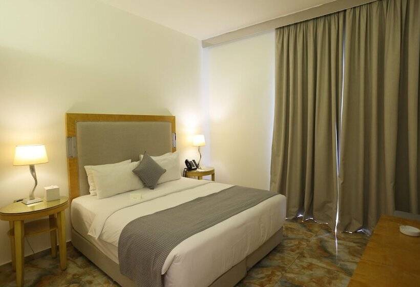اتاق کلاسیک با چشم‌انداز شهر, Riviera Hotel Beirut