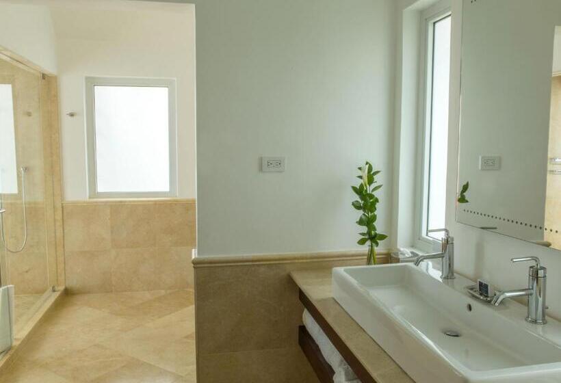 ویلای دلوکس 1 خوابه با چشم‌انداز دریا, Trident