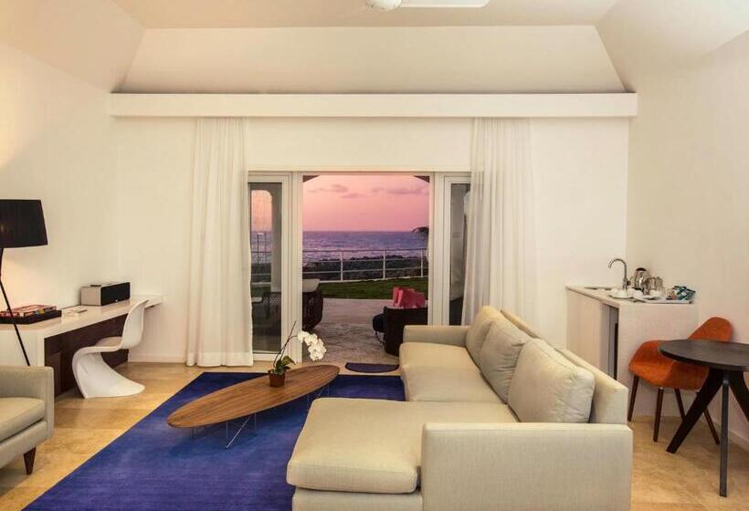 ویلا دلوکس 2 خوابه, Trident