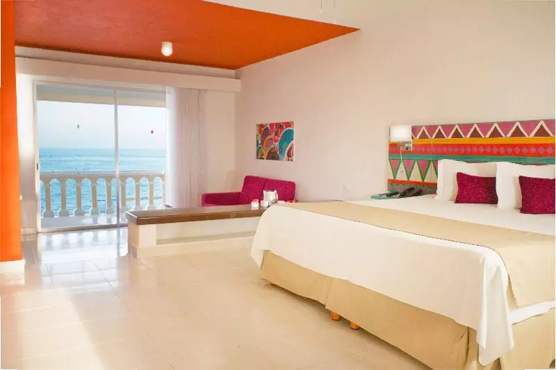 オーシャンビュージュニアスイート, All Ritmo Cancun Resort & Water Park