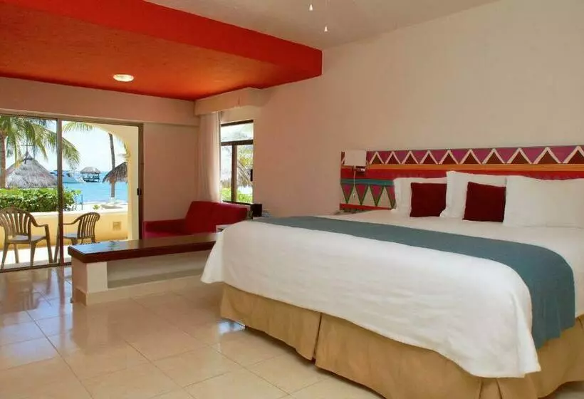 オーシャンビュージュニアスイート, All Ritmo Cancun Resort & Water Park
