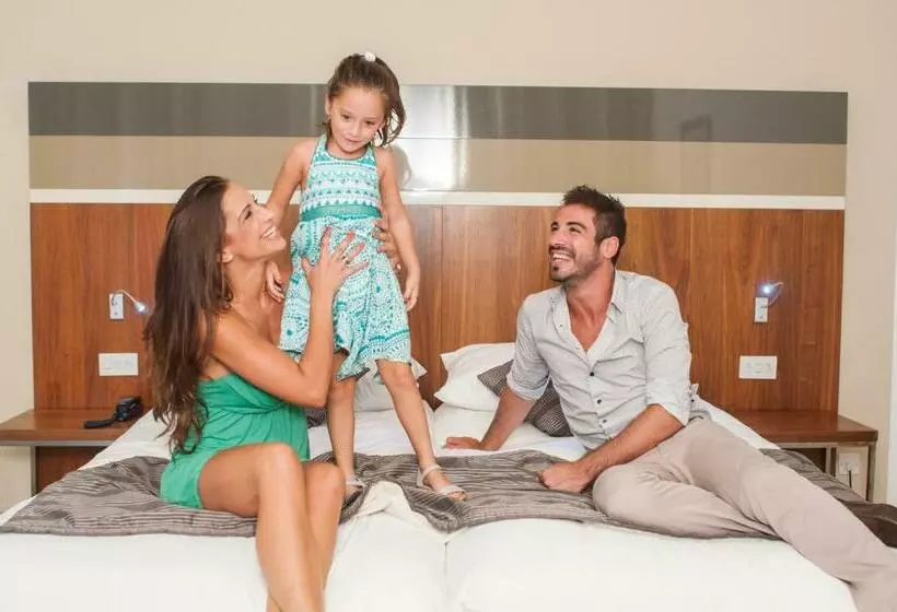 سوییت جونیور با چشم‌انداز دریا, Doubletree by Hilton Malta