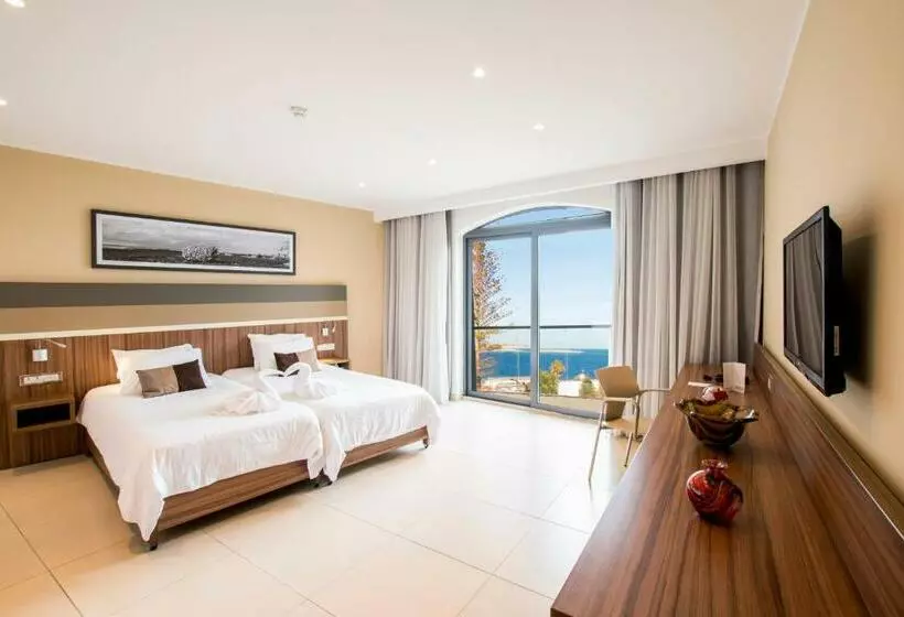 اتاق سوپریور با چشم‌انداز دریا, Doubletree by Hilton Malta