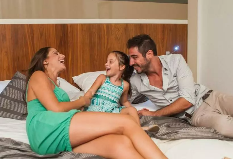 سوییت خانوادگی, Doubletree by Hilton Malta