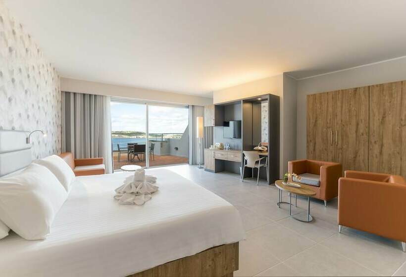 سوییت, Doubletree by Hilton Malta