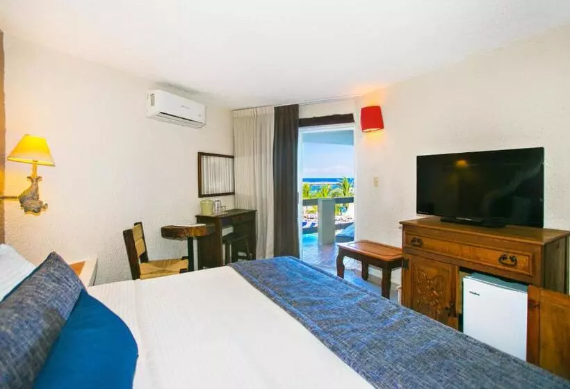 اتاق استاندارد با بالکن و چشمانداز دریا, Casa Del Mar Cozumel Hotel & Dive Resort