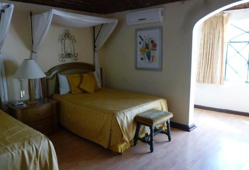 اتاق استاندارد با 2 تخت دوبل, Castillo De Santa Cecilia