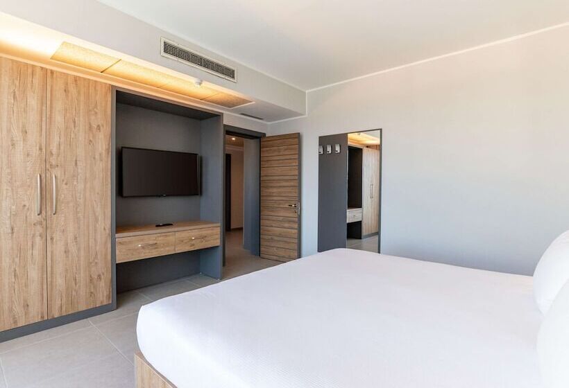 سوییت با چشمانداز دریا, Doubletree by Hilton Malta