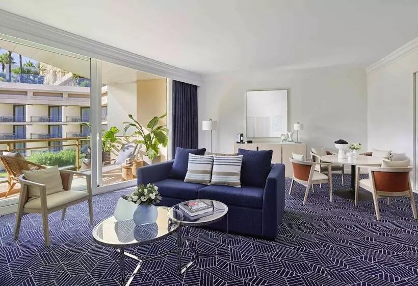 سوییت با چشم‌انداز باغ, Fairmont Montecarlo